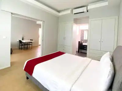 Coast Boutique Apartments - 6
