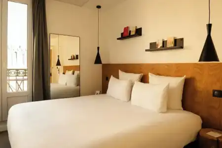 9Bastille-Lyon - 40