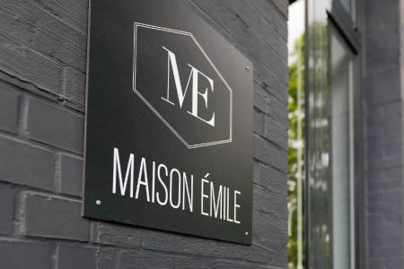 A Place - Boutique Emile - 17