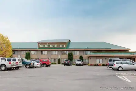 Sandman Cranbrook - 14