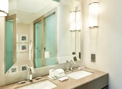 Hilton Dubai Al Habtoor City - 90