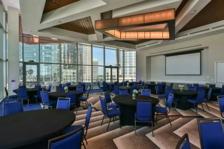 SpringHill Suites Charlotte City Center - 20