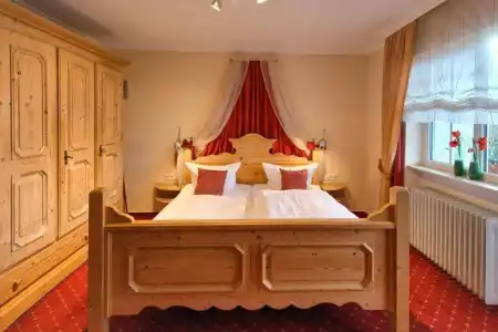& Restaurant Kaiserhof - 1