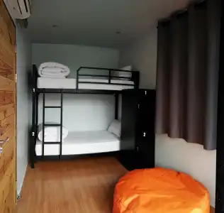 Us Hostel Samui - 1