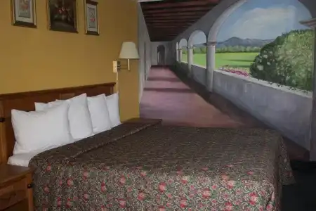 City Center Motel - 5