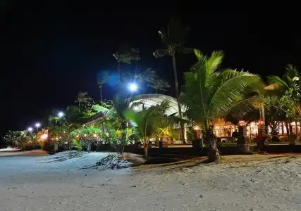 Alongkot Beach Resort Khanom - 15