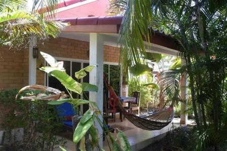 Sanuk bungalows - 22