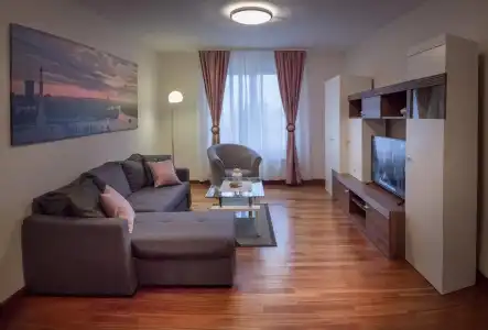 Feel Belgrade Aparthotel - 6
