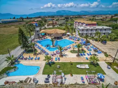 2-bed Apartment With Pool - 34