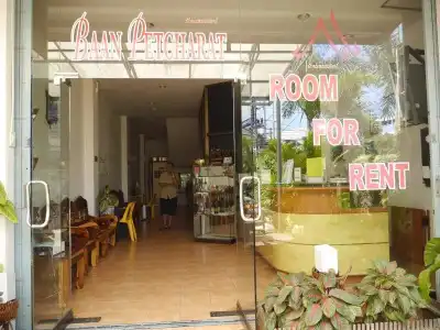 Baan Petcharat - 15