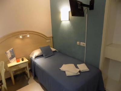 Hostal Villa Maruja - 36