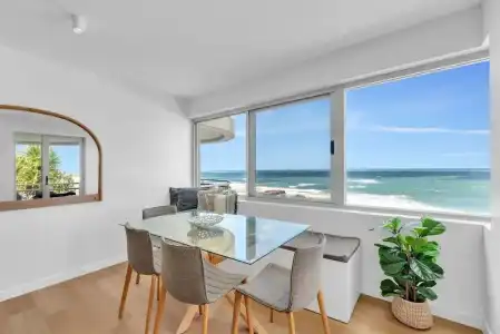 Rolling Surf Resort - 358