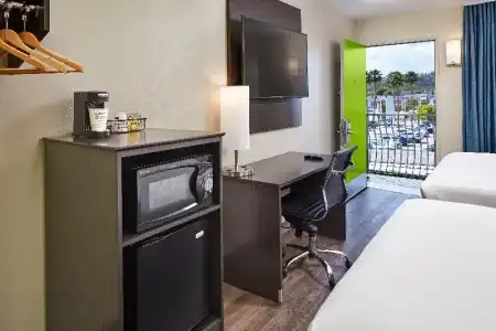 SureStay by Best Western San Diego Pacific Beach - 28