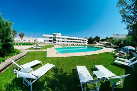 Vittoria Resort Pool & Spa - 18