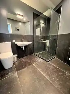 On Top Apartments & Hostel Backpackers - 51
