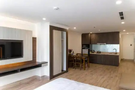 Seven Seas and Apartment - 111