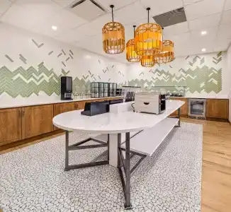 B&B Orlando International Drive Near Universal - Newly Renovated! - 29