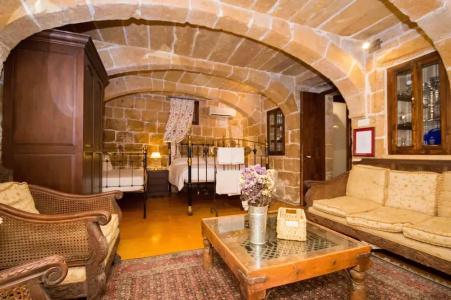 The Burrow Guest House - 174