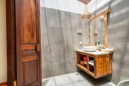 Meruhdani Boutique Ubud - 95