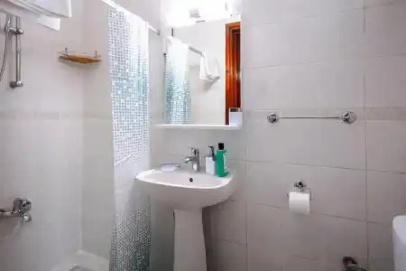 Homelike Guest house - 15