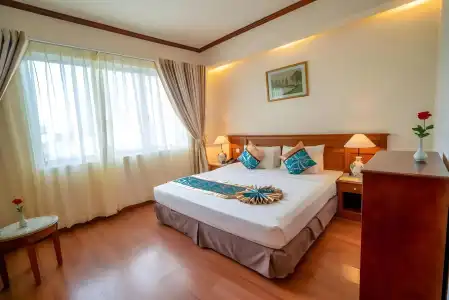 Oscar Saigon - 3