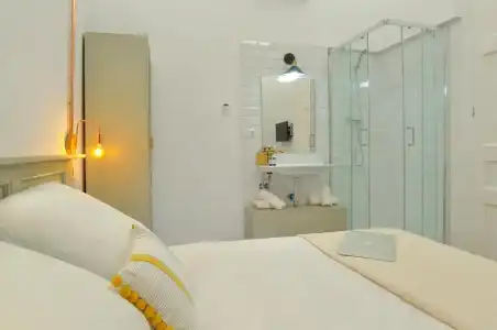 Hostal Girona - 28