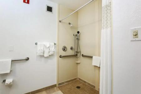 Hampton Inn Anchorage - 34