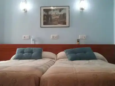 Hostel Trovadores - 0