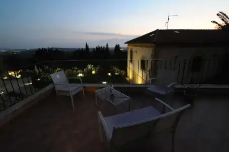 Villa La Lumia B&B Suites & Apartments - 38