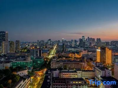 Manchester International (Hangzhou Qiushan Street Subway Station) - 20