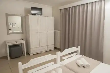 Aqua Beachfront Elegant - 65