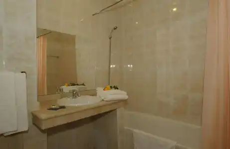 Imperial Holiday & Spa - 7