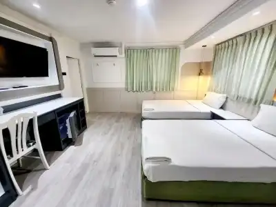 SEATEL Phuket Patong Beach - 74