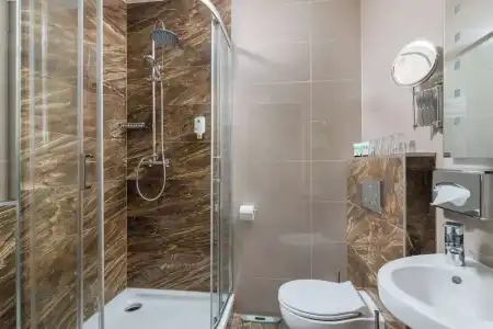 Best Western Plus Celebrity Suites - 47