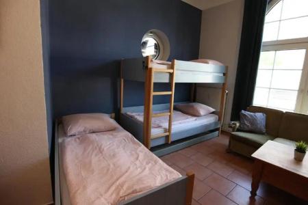 Blue Doors Hostel Ktv - 27