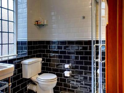 Best Western Plough & Harrow - 108