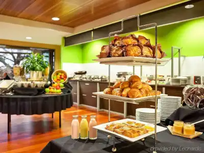 ibis Hamilton Tainui - 9