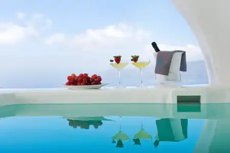 Sophia Luxury Suites - 11