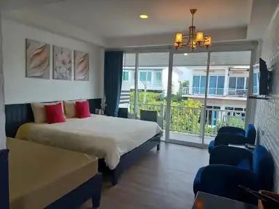 At Koh Larn Resort - 103