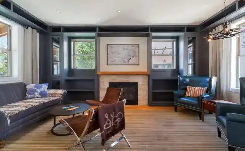 Lone Star Court, by Valencia Collection - 4