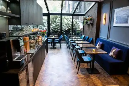 De Ware Jacob Boutique - 28