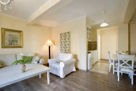 Marinero Apartments - 208