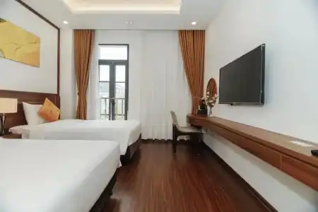 Jade Ha Long - 24