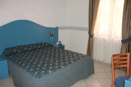 Al Faro - 6