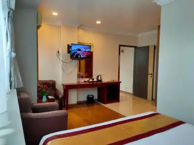 Grand United Ahlone Branch - 235