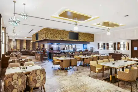 Radisson Blu & Suites GRT Chennai - 34