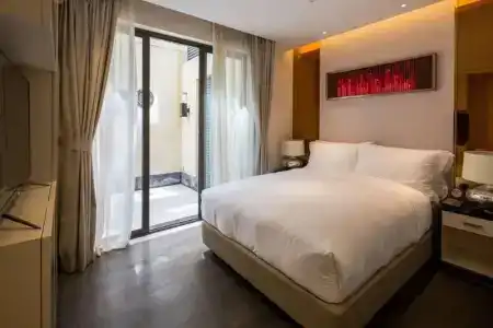 Howard Johnson Jinlin Plaza Lijiang - 4