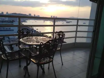 View Talay 6 Pattaya Beach Apartment by Honey - 5