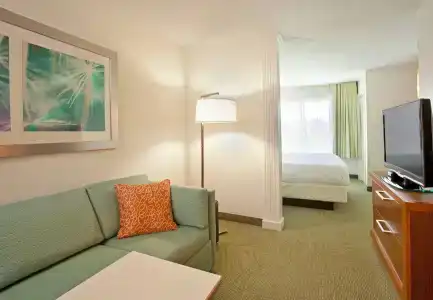 Springhill Suites By Marriott Metro Center - 2