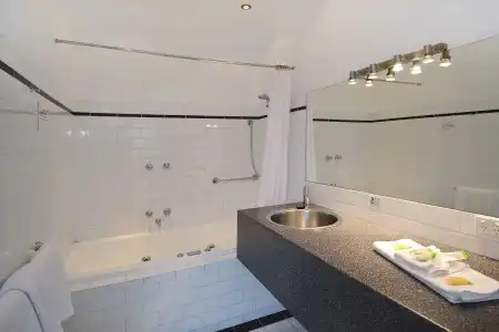 Best Western Geelong Motor Inn & Serviced Apartments - 9